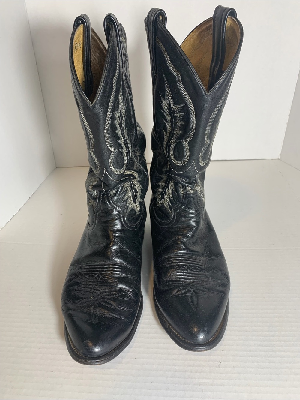 Tony Lama Vintage Black Leather Cowboy Boots with Tan Interior Size 9EE